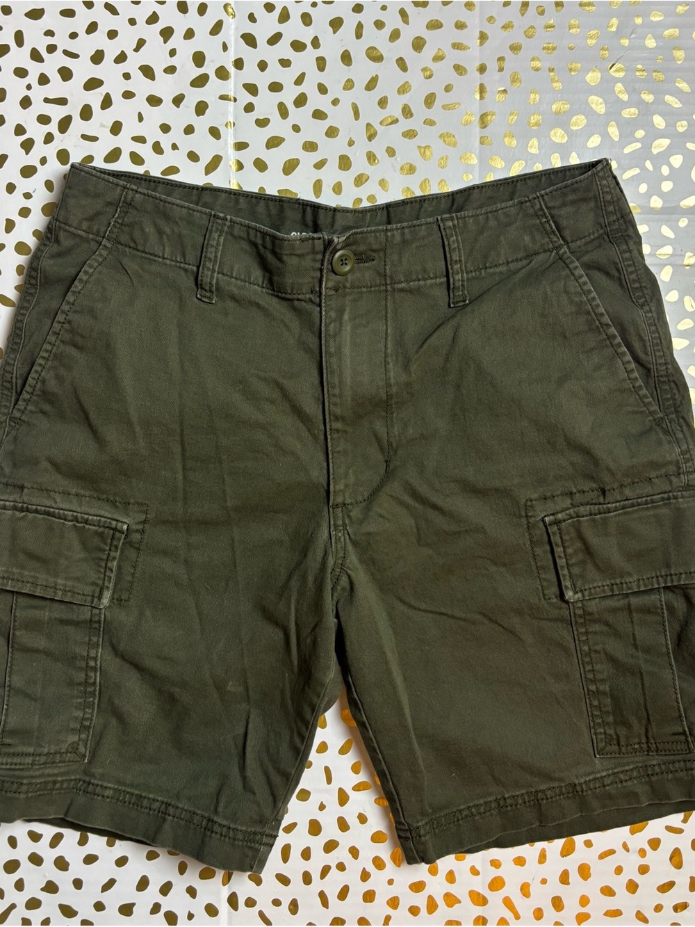 Old Navy Men's Dark Olive Cargo Shorts